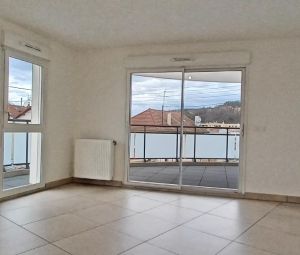 Location Appartement à BOURGOIN JALLIEU - Photo 6