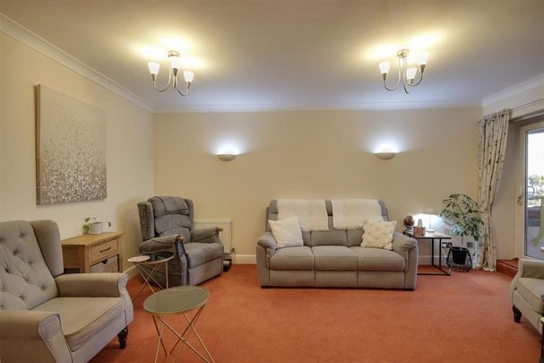 2 bedroom apartment to rent - Photo 1