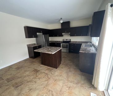 For Lease - 152 Allegra Drive, Wasaga Beach, Ontario - Photo 3