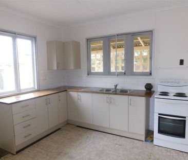 Affordable 2 Bedroom Home - No Further Inspections - Under Application - Photo 2