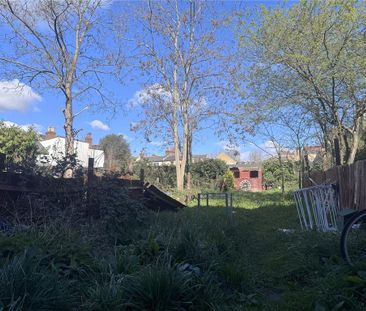 Studio to rent - Photo 6