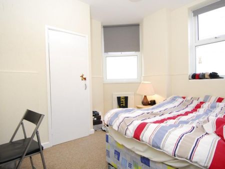 2 bedroom house share to rent - Photo 3