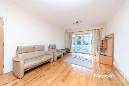 Hartnell Court, Ballards Lane, London, N3 - Photo 2