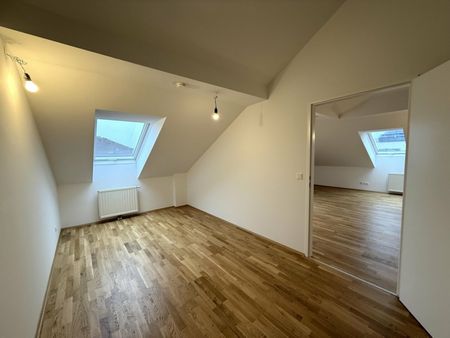 Unbefristete DachgeschossWohnung - Photo 2