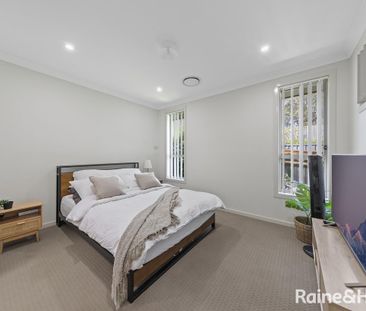 8 Wakeling Drive, Edmondson Park, NSW 2174 - Photo 3