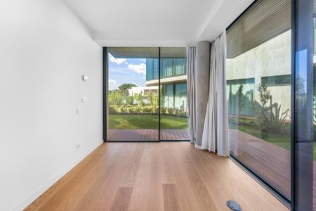 4 Bedroom Semi-detached house with garden, Cascais - Photo 4