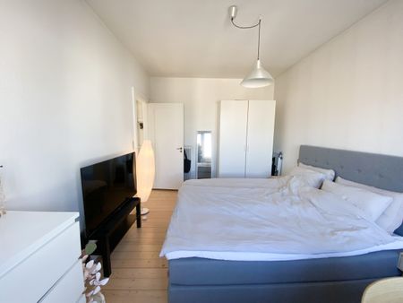 Lys og dejlig 2-værelses lejlighed med vestvendt altan - Foto 2