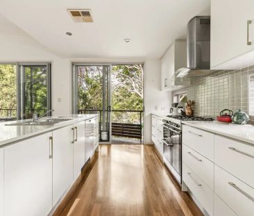 “Spacious Family Home with Dual Living Potential” - Photo 1