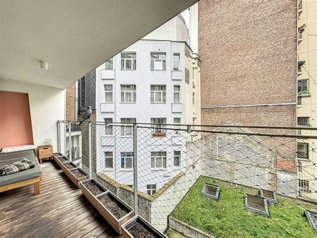 Studio meublé avec terrasse - Photo 3