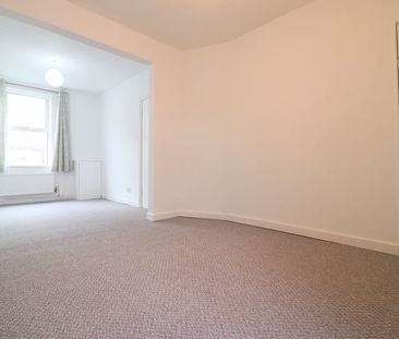 Stanley Road, Gloucester - Photo 1