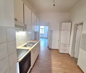 GROSSZÜGIGE 3-ZIMMER-WOHNUNG - GEEIGNET FÜR 3 STUDENTEN - Foto 1