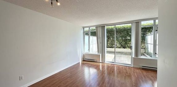 THE HUDSON Loft unit (One bed+Den+Walk-in Closet)) for Rent_The Hudson - Photo 2