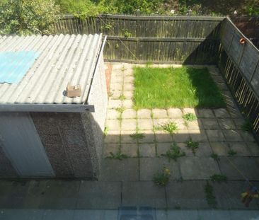 2 bedroom semi-detached house to rent - Photo 5