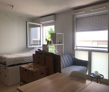 Location Appartement 1 pièce 30m² - Photo 3