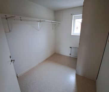 Sveagatan, Kvänum - Photo 6