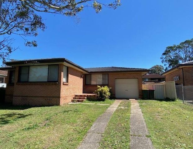 WELL PRESENTED 3 BEDROOM HOME! - Photo 1