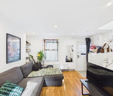 61 Spencer Street, Holywood, BT18 9DJ - Photo 1