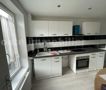 Location Appartement 3 pièces 75m² LILLE 59000 - Photo 5