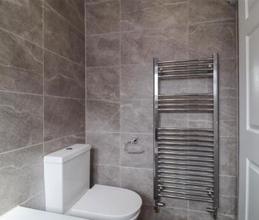 3 bedroom terraced house to rent - Photo 6