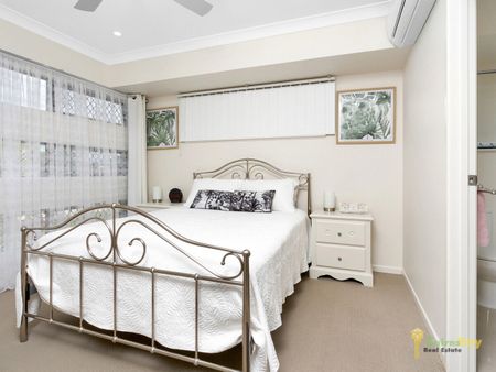 Perfect Location & 5KW SOLAR!!! - Photo 3