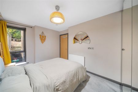 Tulse Hill, London, SW2 ground floor flat to rent - Photo 3