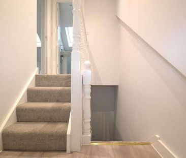 Bebbington Road, London, SE18 - Photo 2