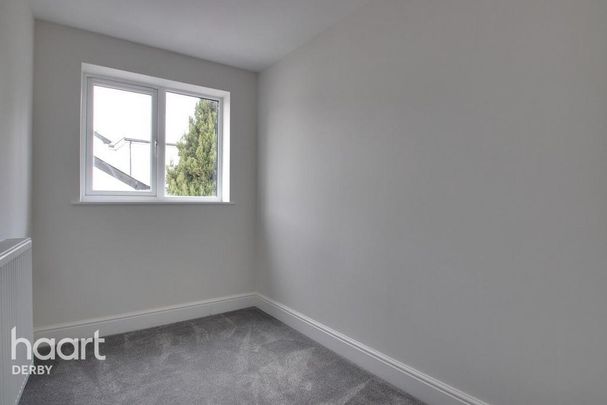 3 bedroom townhouse to rent - Photo 1