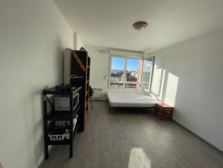 Location Appartement 1 pièce 22m² - Photo 2