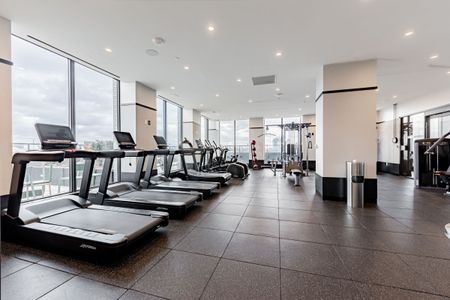 For Lease - 5 York Garden Way Unit# 711, Toronto, Ontario - Photo 2