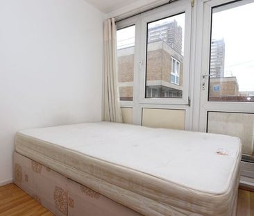 Room in a Shared Flat, Dethick Court, E3 - Photo 1