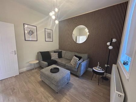 Ulsterville Gardens, Belfast, BT9 7BA - Photo 3
