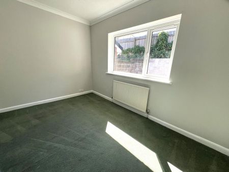 2 bedroom terraced bungalow to rent - Photo 3