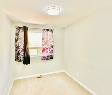 For Lease - 57 Medway Crescent, Toronto, Ontario - Photo 3
