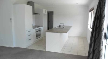 AVALON LIVING - Photo 4