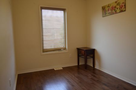 For Lease - 319 Aspendale Crescent Unit# Main/Up, Mississauga, Ontario - Photo 5