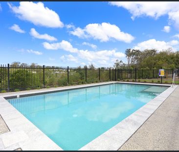 Opportunity awaits - Beautiful setting and comfort - Photo 5