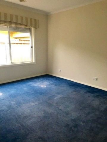 Perfect Family Home! - Photo 5