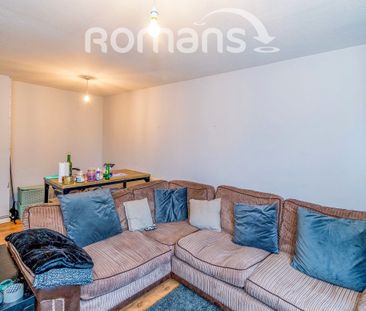 2 bedroom maisonette to rent - Photo 2