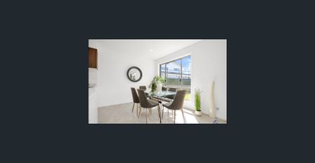 BREATHTAKING FAMILY HOME - Photo 3