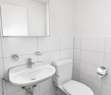 5.5-Zimmer-Einfamilienhaus mit Lift und grosser Terrasse - Photo 6