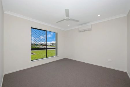 New Estate, New Home, New Lifestyle. - Photo 2