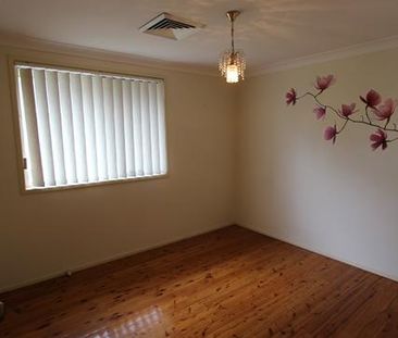 Duplex in Convenient Location - Photo 4