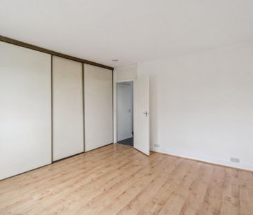 2 bedroom maisonette to rent - Photo 3