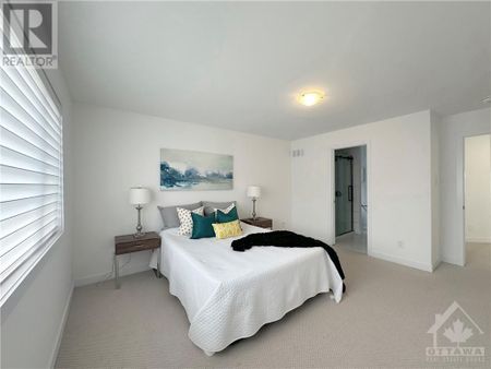 67 VICEROY MEWS - Photo 3