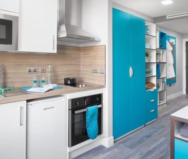 1 bedroom private hall to rent - Photo 3
