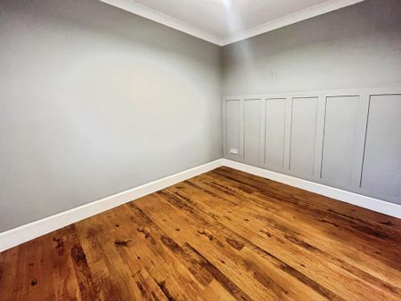 2 bedroom semi-detached bungalow to rent - Photo 4