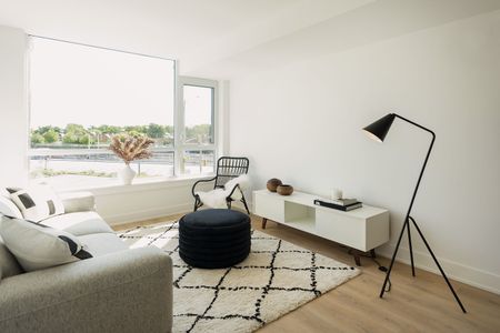 Brand new luxury apartments for rent overlooking the Ottawa River, minutes from trendy Westboro & Hintonburg ! - Photo 5