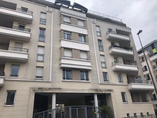 Appartement Suresnes 1 pièce(s) 24.55 m2 - Photo 1