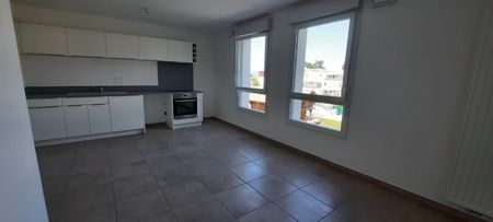 Location Appartement 1 pièce 29m² PUBLIER 74500 - Photo 2