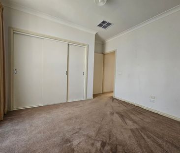 4/2 Plymouth Avenue, Pascoe Vale VIC 3044 - Apartment For Rent | Do... - Photo 2